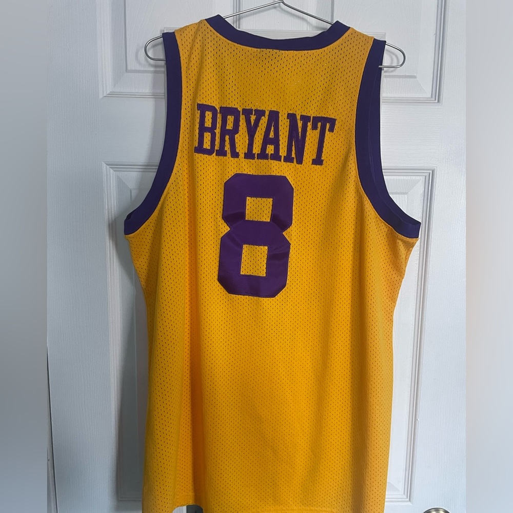 Rare Kobe Bryant Jersey Large